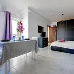 Cosy 1br Location * Sliema
